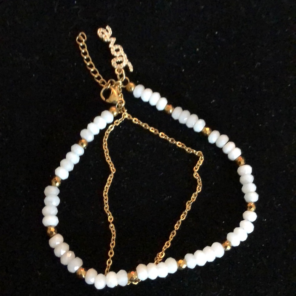 Merx White/Gold Beaded Bracelet